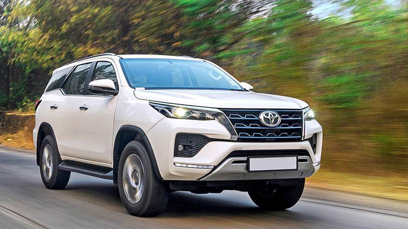 Self-Drive Toyota Fortuner 4×4 Car